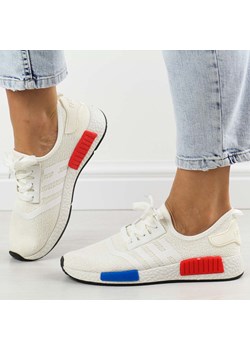 Białe sportowe buty damskie 2062 ze sklepu suzana.pl w kategorii Buty sportowe damskie - zdjęcie 184825932