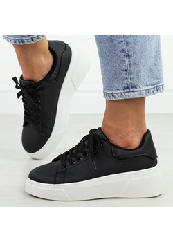 Czarne sportowe buty damskie McBraun 23290 ze sklepu suzana.pl w kategorii Buty sportowe damskie - zdjęcie 184833222