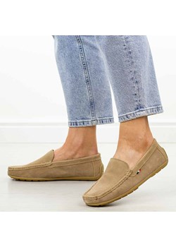 Beżowe skórzane mokasyny damskie American Club Jk12 ze sklepu suzana.pl w kategorii Mokasyny damskie - zdjęcie 184835720