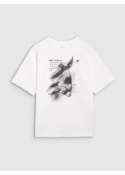 T-shirt dziecięcy z nadrukiem 4F 4FJRSS25TTSHU3295 - biały ze sklepu Sportstylestory.com w kategorii T-shirty chłopięce - zdjęcie 184839410