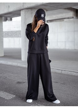 KOMPLET DRESOWY BLUZA+ SPODNIE- CZARNY ze sklepu olika.com.pl w kategorii Dresy damskie - zdjęcie 184842470