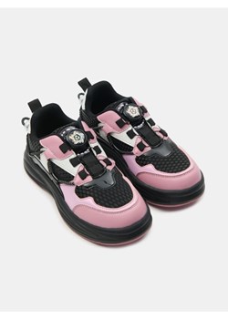 Sinsay - Kolorowe sneakersy na grubej podeszwie - czarny ze sklepu Sinsay w kategorii Buty sportowe dziecięce - zdjęcie 184848782