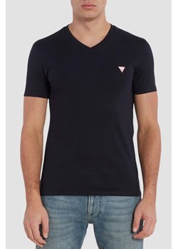 GUESS Granatowy męski t-shirt z małym logo, Rozmiar S ze sklepu outfit.pl w kategorii T-shirty męskie - zdjęcie 184851834