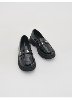 Reserved - Loafersy z imitacji skóry - czarny ze sklepu Reserved w kategorii Półbuty dziecięce - zdjęcie 184877390