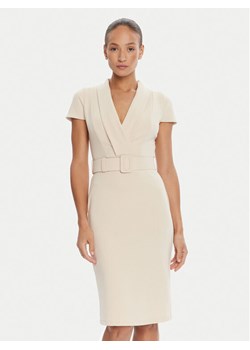 Rinascimento Sukienka koktajlowa CFC0125582003 Beżowy Slim Fit ze sklepu MODIVO w kategorii Sukienki - zdjęcie 184881302