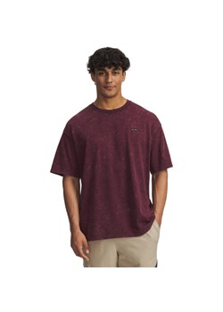 Męski t-shirt Under Armour UA Heavyweight Oversized Logo Wash - czerwony ze sklepu Sportstylestory.com w kategorii T-shirty męskie - zdjęcie 184891294