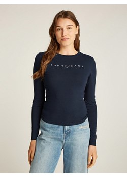 TOMMY JEANS Koszulka w kolorze granatowym ze sklepu Limango Polska w kategorii Bluzki damskie - zdjęcie 184892302