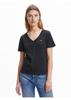 TOMMY JEANS Koszulka w kolorze czarnym ze sklepu Limango Polska w kategorii Bluzki damskie - zdjęcie 184892314