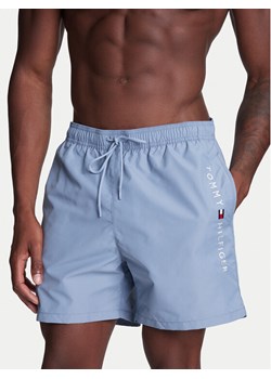 Tommy Hilfiger Szorty kąpielowe UM0UM03258 Niebieski Regular Fit ze sklepu MODIVO w kategorii Kąpielówki - zdjęcie 184905984