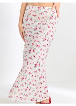 Sinsay - Wiskozowa spódnica maxi w kwiaty - różowy ze sklepu Sinsay w kategorii Spódnice - zdjęcie 184915163