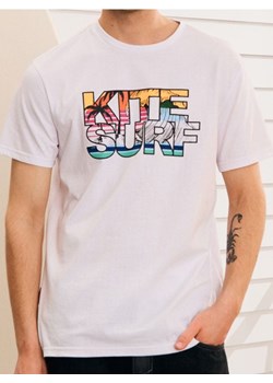 Sinsay - Koszulka z kolorowym napisem - biały ze sklepu Sinsay w kategorii T-shirty męskie - zdjęcie 184915983