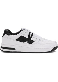 Męskie sneakersy Under Armour UA Court 96 - białe ze sklepu Sportstylestory.com w kategorii Buty sportowe męskie - zdjęcie 184941233