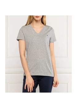 Tommy Hilfiger T-shirt HERITAGE | Regular Fit ze sklepu Gomez Fashion Store w kategorii Bluzki damskie - zdjęcie 184942572