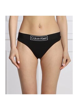 Calvin Klein Underwear Stringi ze sklepu Gomez Fashion Store w kategorii Majtki damskie - zdjęcie 184946741