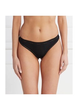 Calvin Klein Underwear Stringi ze sklepu Gomez Fashion Store w kategorii Majtki damskie - zdjęcie 184946781