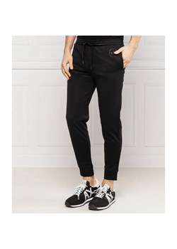 Armani Exchange Spodnie dresowe | Regular Fit ze sklepu Gomez Fashion Store w kategorii Spodnie męskie - zdjęcie 184947060