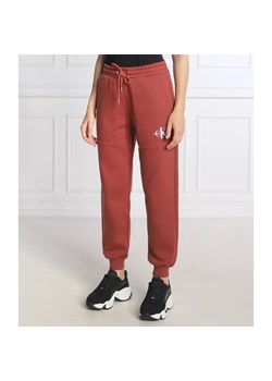 Calvin Klein Jeans Spodnie dresowe | Regular Fit ze sklepu Gomez Fashion Store w kategorii Spodnie damskie - zdjęcie 184947734