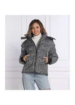GUESS Puchowa kurtka MANON | Regular Fit ze sklepu Gomez Fashion Store w kategorii Kurtki damskie - zdjęcie 184947882