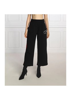 Karl Lagerfeld Spodnie dresowe | Cropped Fit ze sklepu Gomez Fashion Store w kategorii Spodnie damskie - zdjęcie 184947952