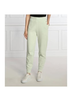Tommy Hilfiger Spodnie dresowe | Relaxed fit ze sklepu Gomez Fashion Store w kategorii Spodnie damskie - zdjęcie 184948333