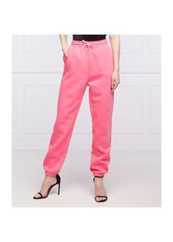 Juicy Couture Spodnie dresowe SOVEREIGN | Regular Fit ze sklepu Gomez Fashion Store w kategorii Spodnie damskie - zdjęcie 184948344