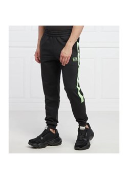 EA7 Spodnie dresowe | Regular Fit ze sklepu Gomez Fashion Store w kategorii Spodnie męskie - zdjęcie 184948423