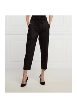 Marc Cain Spodnie z paskiem | Loose fit ze sklepu Gomez Fashion Store w kategorii Spodnie damskie - zdjęcie 184948430