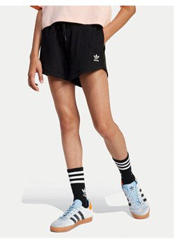 adidas Szorty sportowe JC8433 Czarny Loose Fit ze sklepu MODIVO w kategorii Spodenki dziewczęce - zdjęcie 184949874