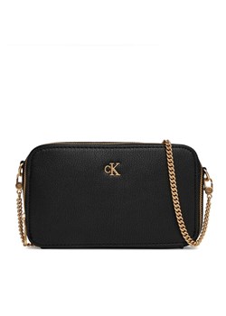 Calvin Klein Jeans Torebka Minimal Mono Camera Bag LV04K1086G Czarny ze sklepu MODIVO w kategorii Kopertówki - zdjęcie 184957582
