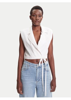 ACCESS FASHION Kamizelka 53-1028-195 Biały Slim Fit ze sklepu MODIVO w kategorii Kamizelki damskie - zdjęcie 184959333
