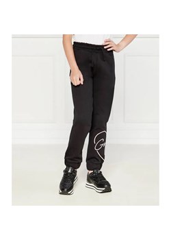 Guess Spodnie dresowe ACTIVE | Regular Fit ze sklepu Gomez Fashion Store w kategorii Spodnie dziewczęce - zdjęcie 184959753