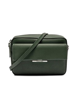 Calvin Klein Listonoszka SAFFIANO ze sklepu Gomez Fashion Store w kategorii Listonoszki - zdjęcie 184961410