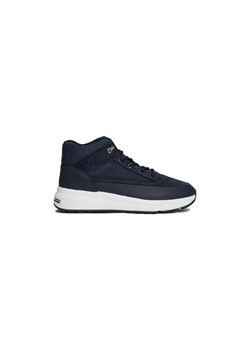 Tommy Hilfiger Skórzane sneakersy NUBUCK ze sklepu Gomez Fashion Store w kategorii Buty sportowe męskie - zdjęcie 184962384