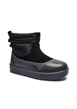 UGG Skórzane śniegowce CLASSIC MINI MOD ze sklepu Gomez Fashion Store w kategorii Buty zimowe męskie - zdjęcie 184964350