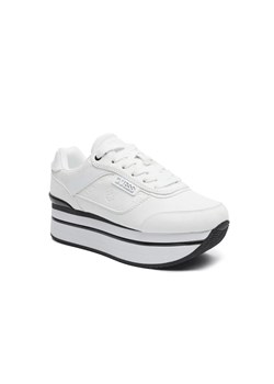Guess Sneakersy ze sklepu Gomez Fashion Store w kategorii Buty sportowe damskie - zdjęcie 184964772