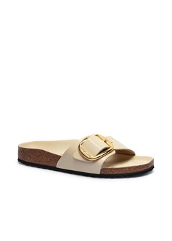 Birkenstock Skórzane klapki Madrid Big Buckle | narrow fit ze sklepu Gomez Fashion Store w kategorii Klapki damskie - zdjęcie 184968633