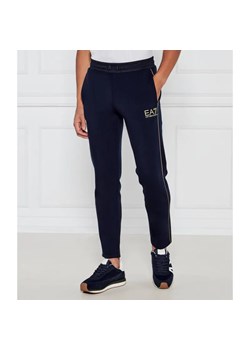 EA7 Spodnie dresowe | Slim Fit ze sklepu Gomez Fashion Store w kategorii Spodnie męskie - zdjęcie 184972860