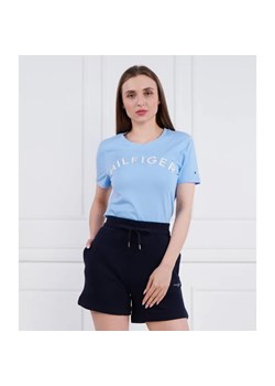 Tommy Hilfiger T-shirt REG HILFIGER VARSITY EMB C-NK SS | Slim Fit ze sklepu Gomez Fashion Store w kategorii Bluzki damskie - zdjęcie 184972902