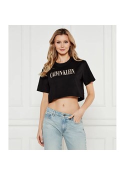 Calvin Klein Jeans T-shirt VARSITY | Cropped Fit ze sklepu Gomez Fashion Store w kategorii Bluzki damskie - zdjęcie 184973380