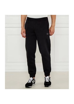 Armani Exchange Spodnie dresowe | Regular Fit ze sklepu Gomez Fashion Store w kategorii Spodnie męskie - zdjęcie 184983752