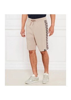 EA7 Szorty | Regular Fit ze sklepu Gomez Fashion Store w kategorii Spodenki męskie - zdjęcie 184985282