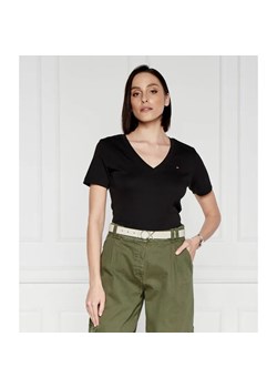 Tommy Hilfiger T-shirt CODY | Slim Fit ze sklepu Gomez Fashion Store w kategorii Bluzki damskie - zdjęcie 184986124
