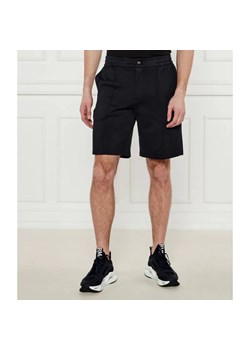 Emporio Armani Szorty | Regular Fit ze sklepu Gomez Fashion Store w kategorii Spodenki męskie - zdjęcie 184993700