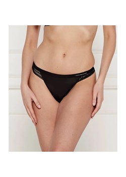 Tommy Hilfiger Stringi ze sklepu Gomez Fashion Store w kategorii Majtki damskie - zdjęcie 185000941