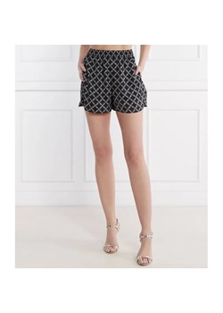Michael Kors Satynowe szorty EMPIRE | Regular Fit ze sklepu Gomez Fashion Store w kategorii Szorty - zdjęcie 185001330