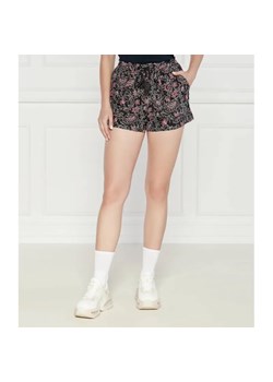 Pepe Jeans London Szorty | Regular Fit ze sklepu Gomez Fashion Store w kategorii Szorty - zdjęcie 185001732