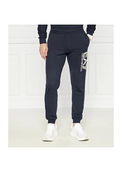 EA7 Spodnie dresowe | Regular Fit ze sklepu Gomez Fashion Store w kategorii Spodnie męskie - zdjęcie 185002410