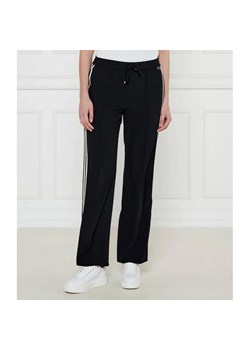 Marc Cain Spodnie WASHINGTON | flare fit | regular waist ze sklepu Gomez Fashion Store w kategorii Spodnie damskie - zdjęcie 185002612