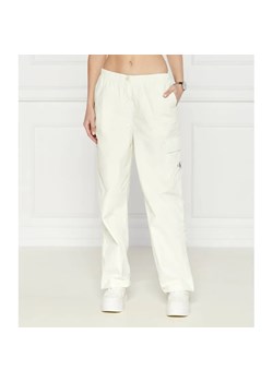 Calvin Klein Jeans Spodnie | Regular Fit ze sklepu Gomez Fashion Store w kategorii Spodnie damskie - zdjęcie 185003050