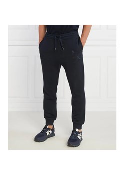 Armani Exchange Spodnie dresowe | Regular Fit ze sklepu Gomez Fashion Store w kategorii Spodnie męskie - zdjęcie 185003263